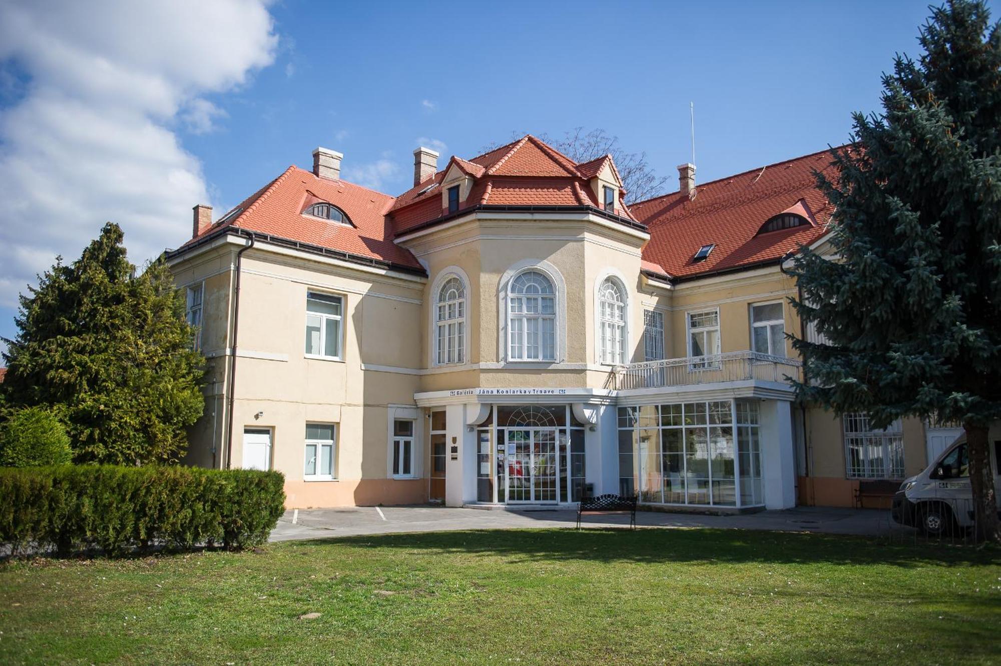 Milde'S Apartment Near The City Center - Hospodarska Street Trnava Exterior photo